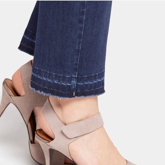 NYDJ Marilyn Straight Dark Wash Jeans size 14 EUC - Picture 5 of 13